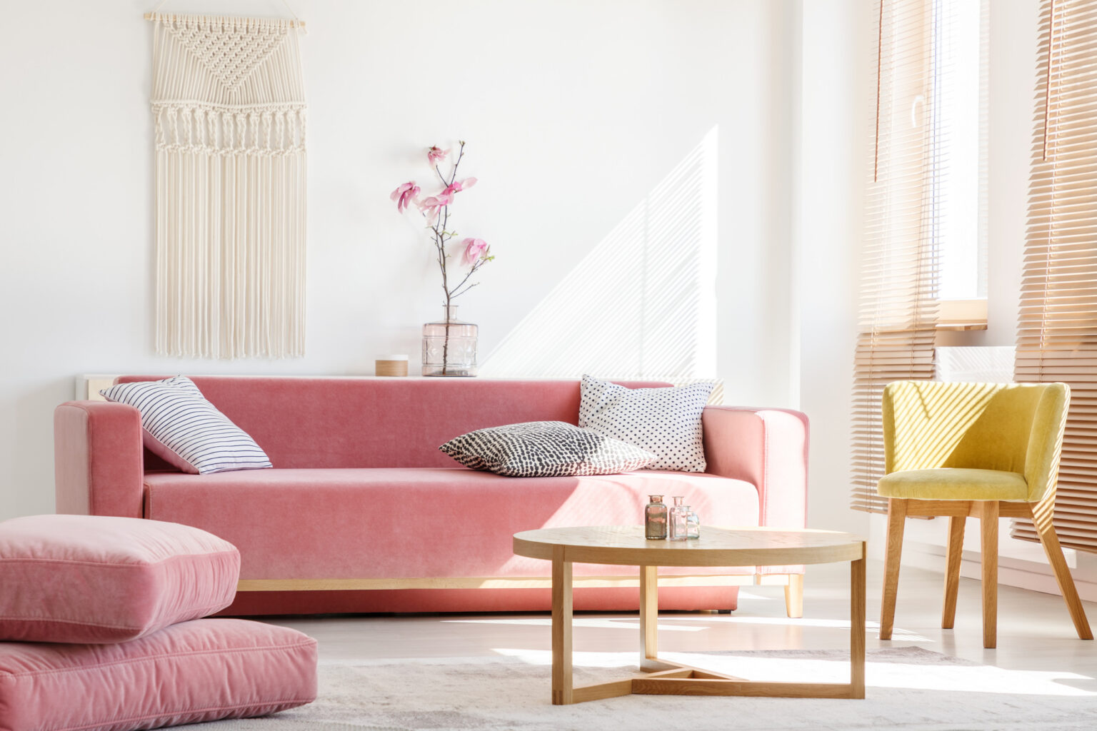 How to Market a Rental Property in Summer: Seasonal Tips to Stand Out