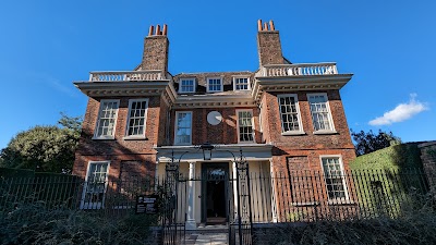 National Trust - Fenton House and Garden