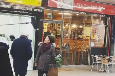 St George’s Walk Shopping Centre