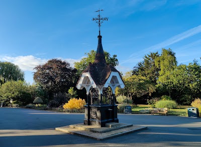 Roundwood Park