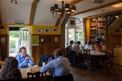 The Black Horse Pub & Restaurant, Iver Heath