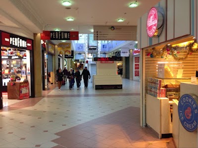 Broadway Shopping Centre